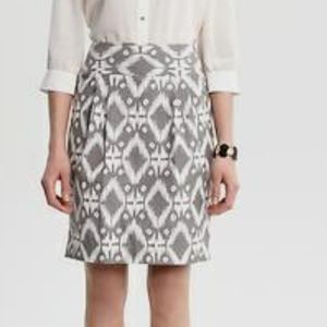 Banana Republic Heritage ikat Skirt, NWOT